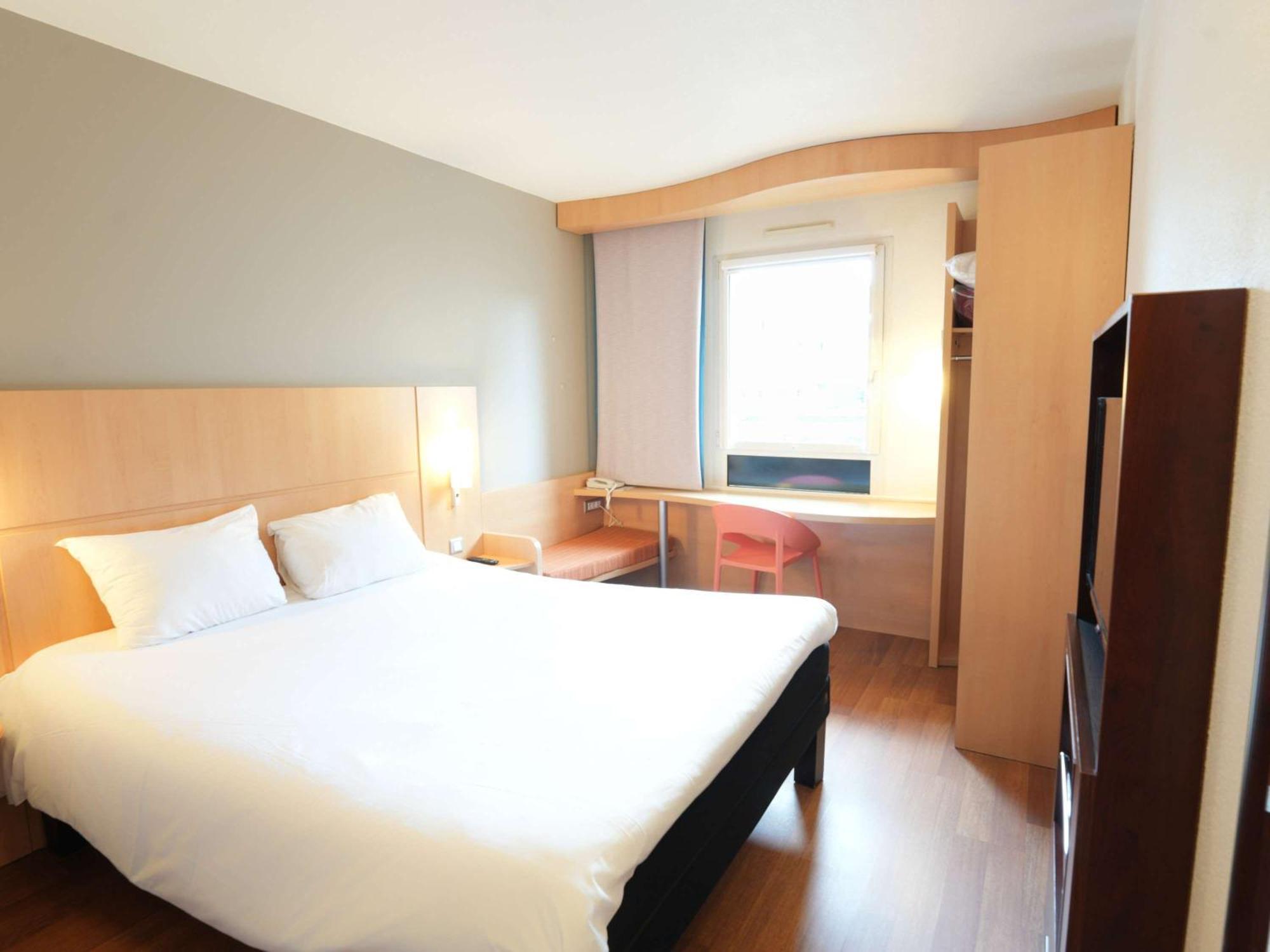 Ibis Vitre Centre Hotel Exterior photo